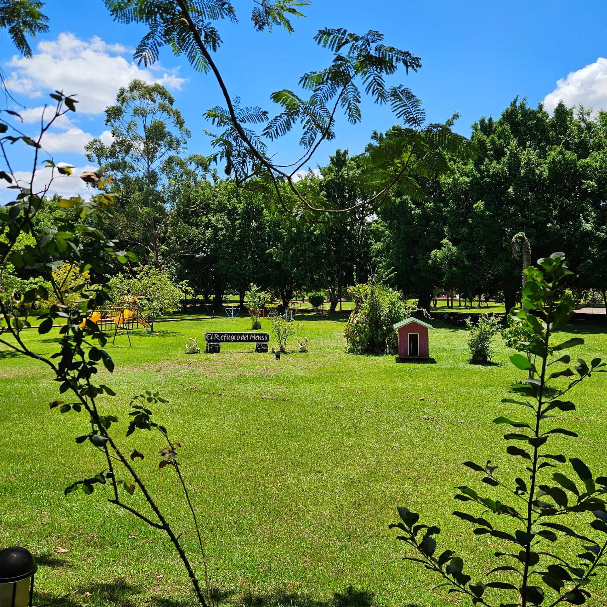 Cabanas El Refugio Del Mensu Puerto Iguazú Kültér fotó