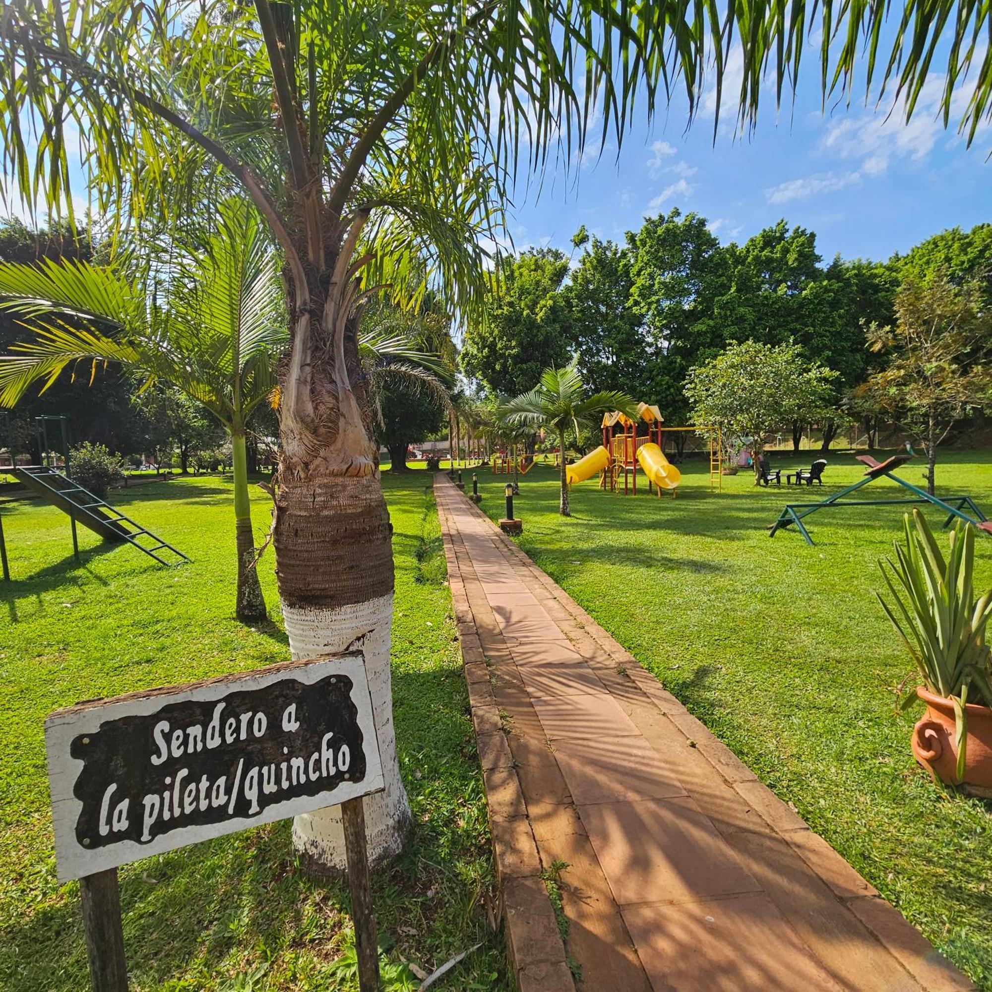 Cabanas El Refugio Del Mensu Puerto Iguazú Kültér fotó