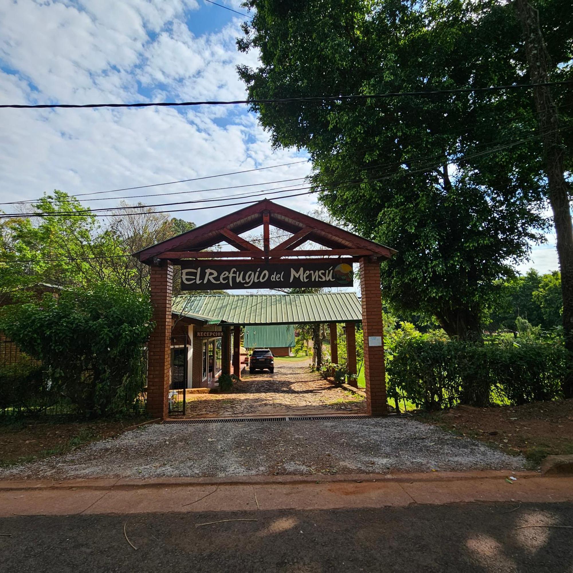Cabanas El Refugio Del Mensu Puerto Iguazú Kültér fotó